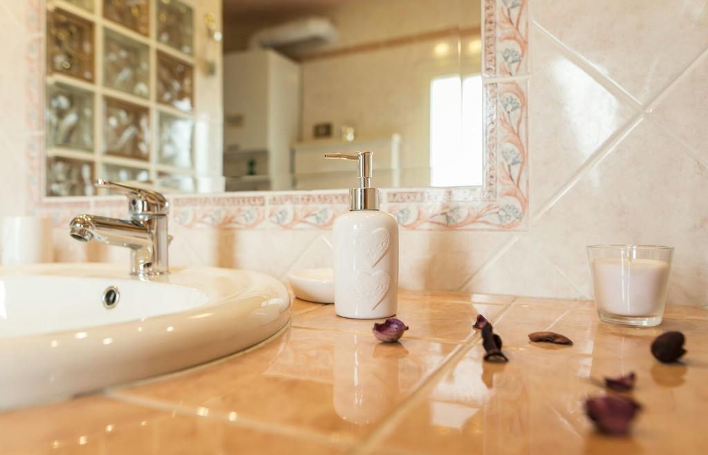 Terrazza San Pietro Apartment Рим Екстериор снимка
